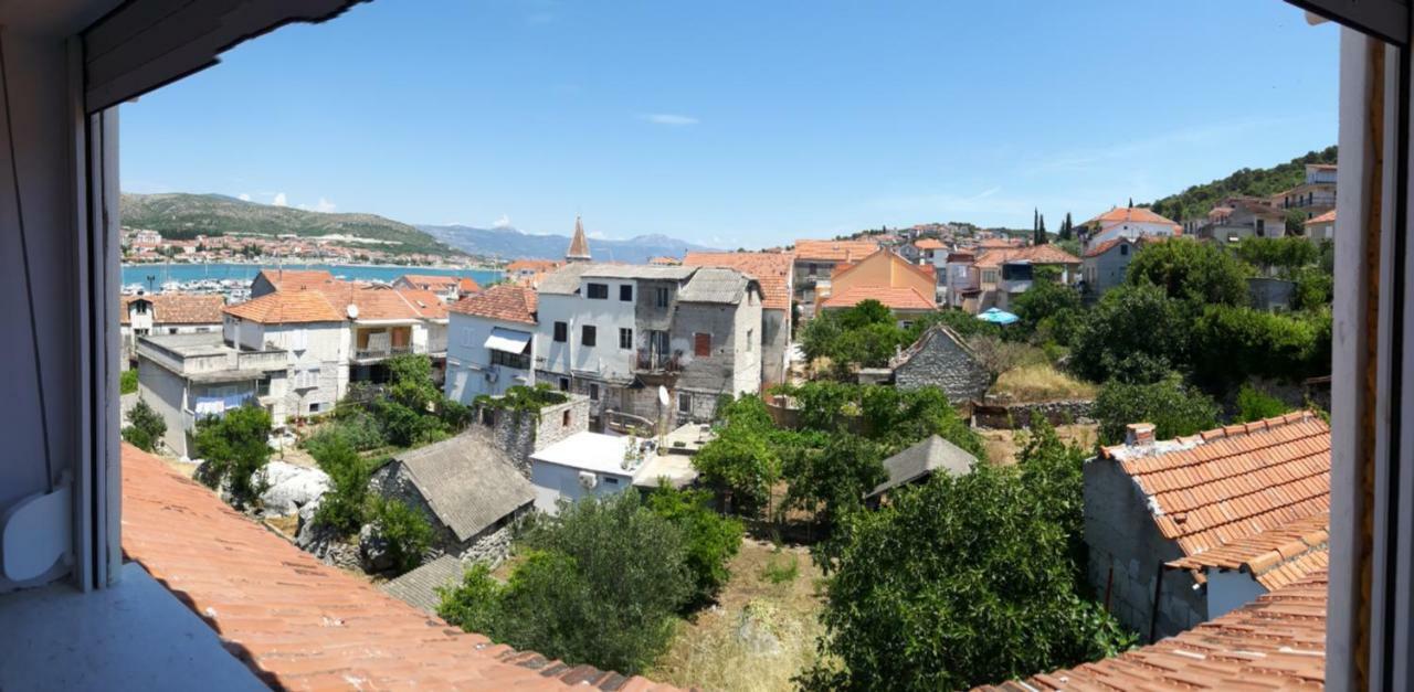 Apartman Zora Trogir Exteriör bild