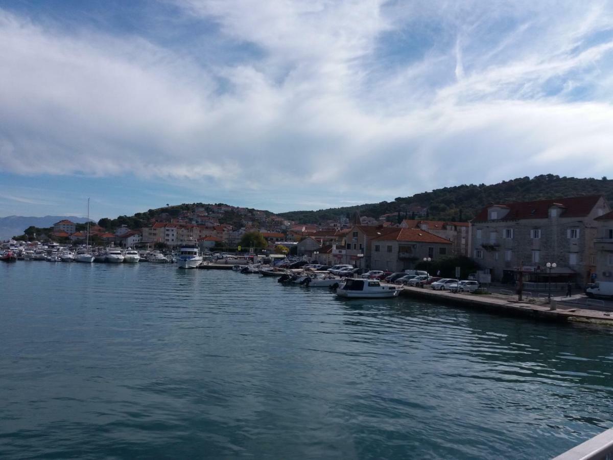 Apartman Zora Trogir Exteriör bild