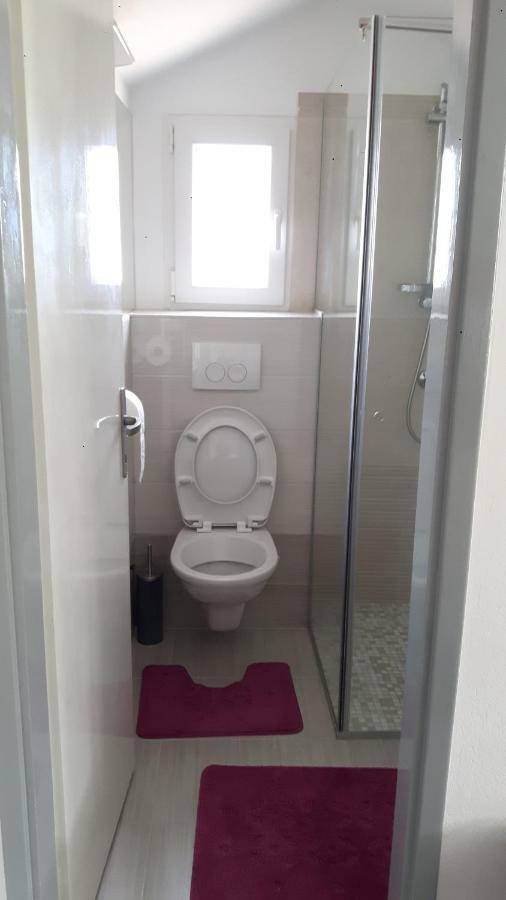 Apartman Zora Trogir Exteriör bild